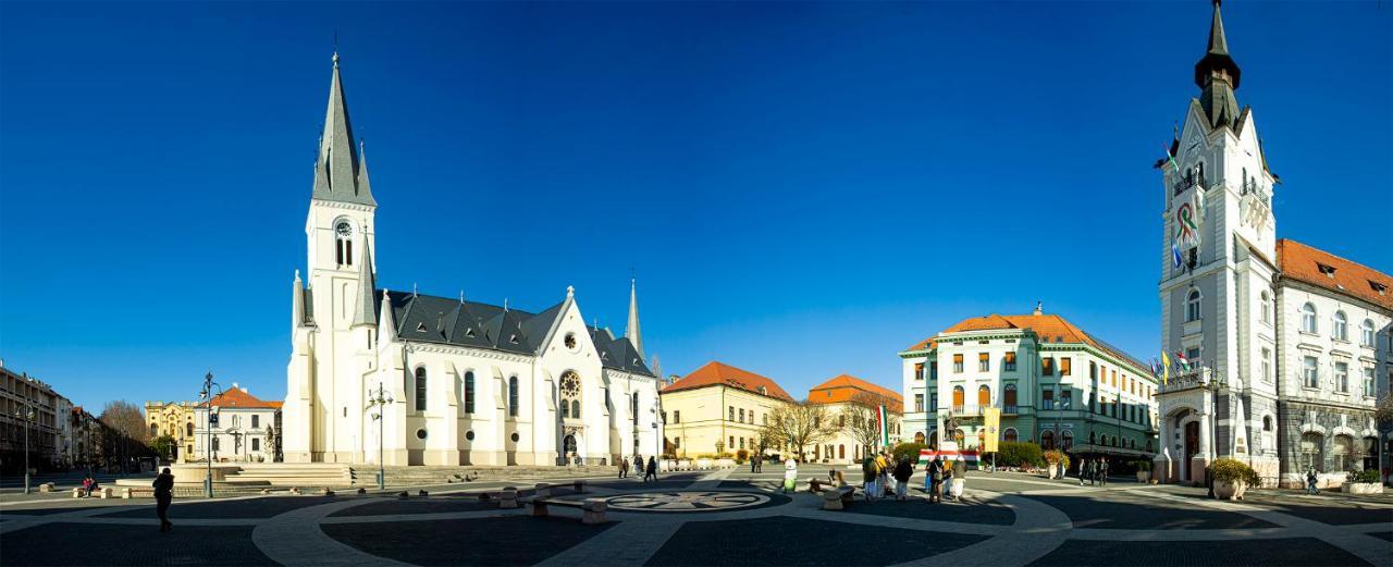 Hotel Kapos Kaposvár エクステリア 写真